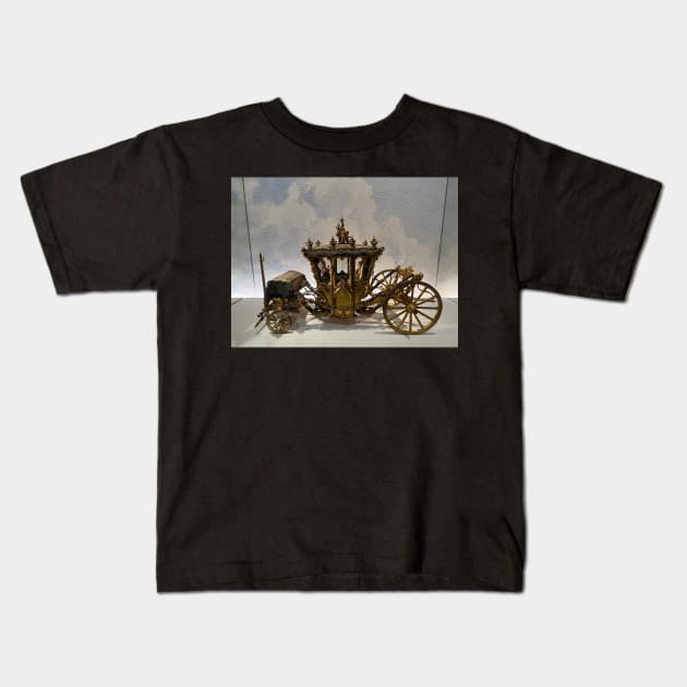 Carriage model of the Dauphin Louis of France Kids T-Shirt by dreamtravel